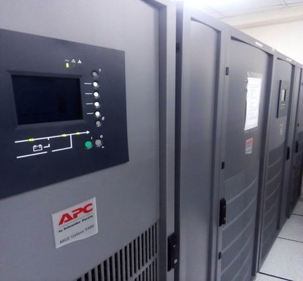Test UPS des systèmes d'alimentation ininterrompus pour les circuits de courant limité