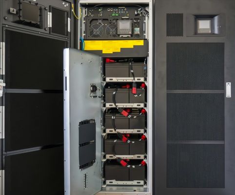 Systèmes d'alimentation ininterrompue (UPS),Résistance au feu